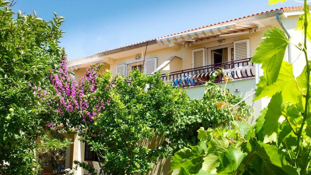 ראב Adria Arba Apartments מראה חיצוני תמונה